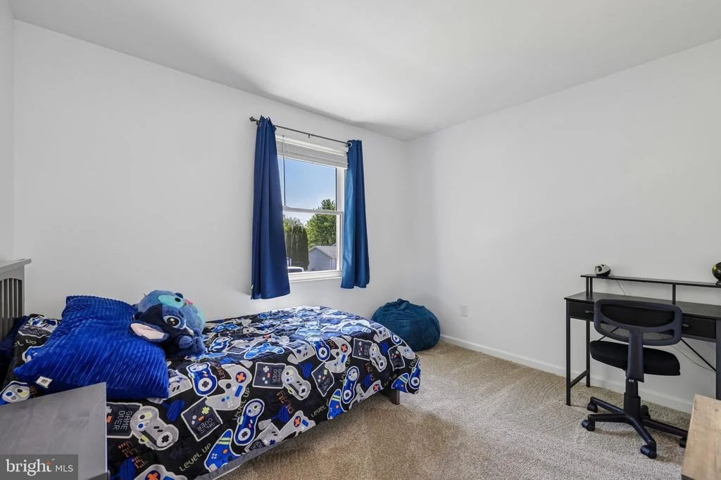 Photo of 904 HORIZON ROAD