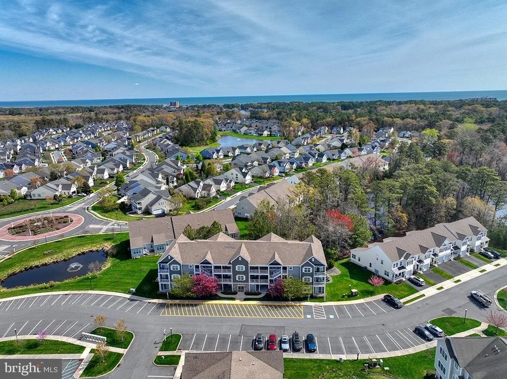 Photo of Unit 2 at 37670 EXETER DRIVE