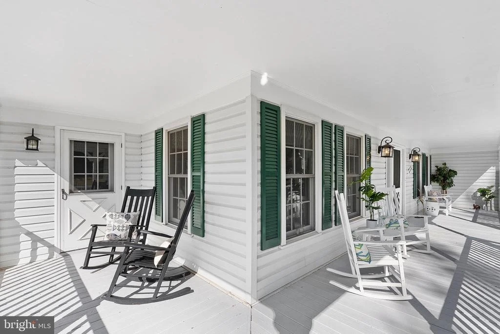 Photo of 16250 WHITEHAVEN ROAD