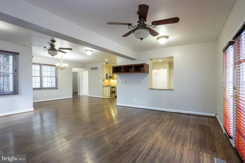 Photo of 3306 LABYRINTH ROAD