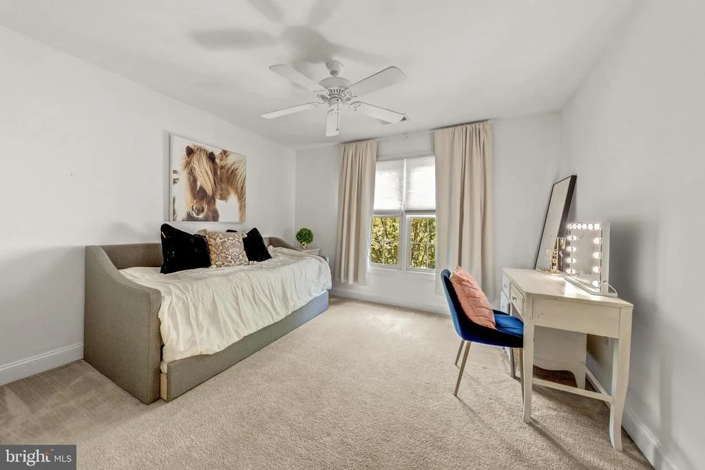 Photo of 24165 SPRING MEADOW CIRCLE