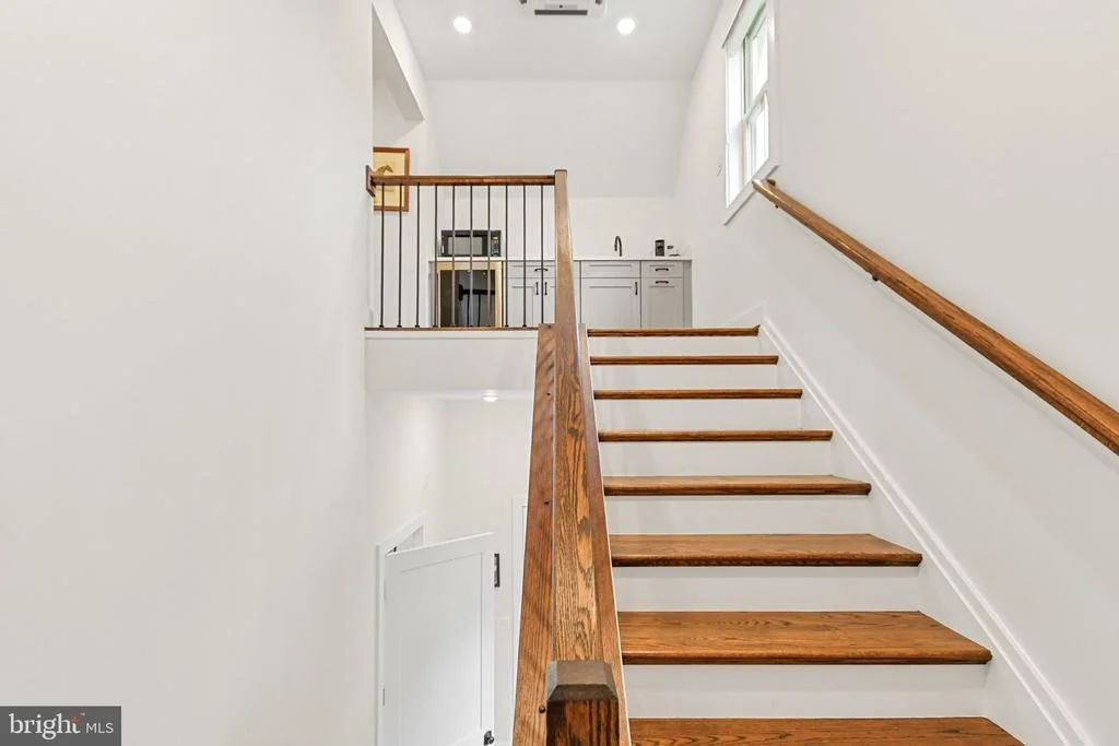 Photo of 8812 YELLOW SPRINGS ROAD