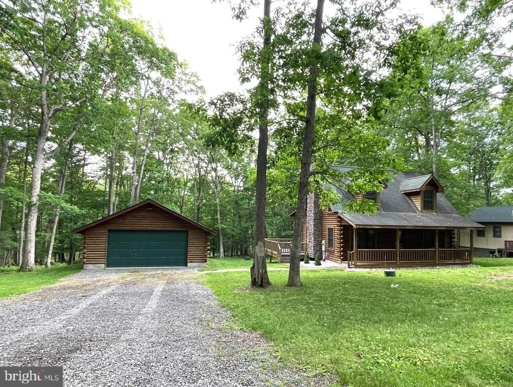 Photo of 185 HIDDEN VALLEY LANE
