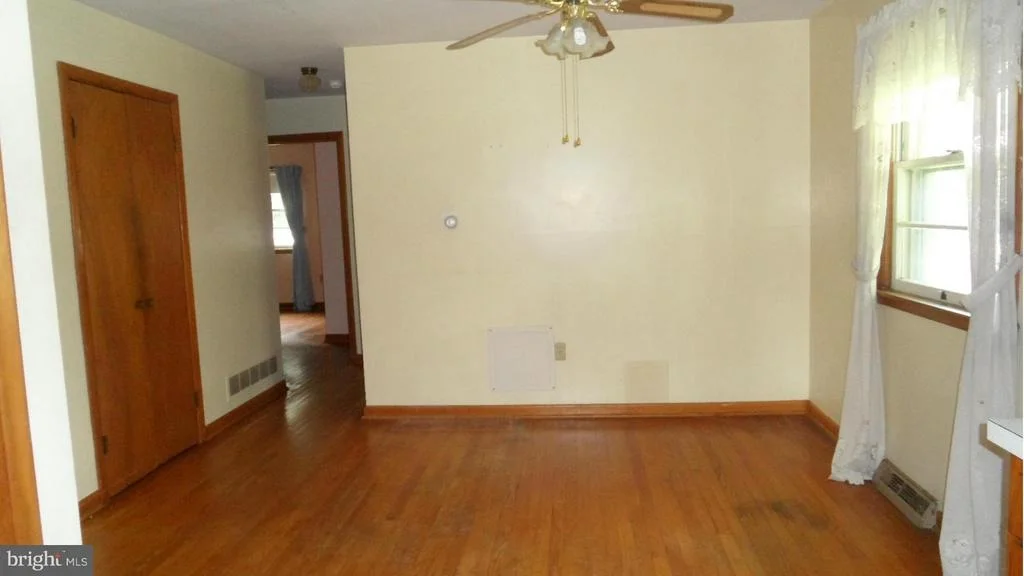 Photo of 12436 FINGERBOARD ROAD