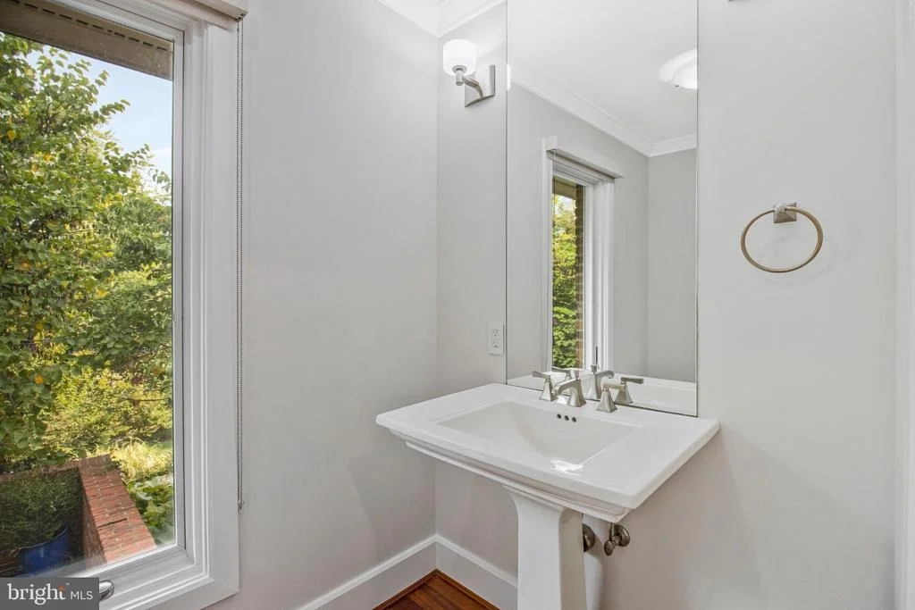 Photo of 1753 ARMY NAVY DRIVE
