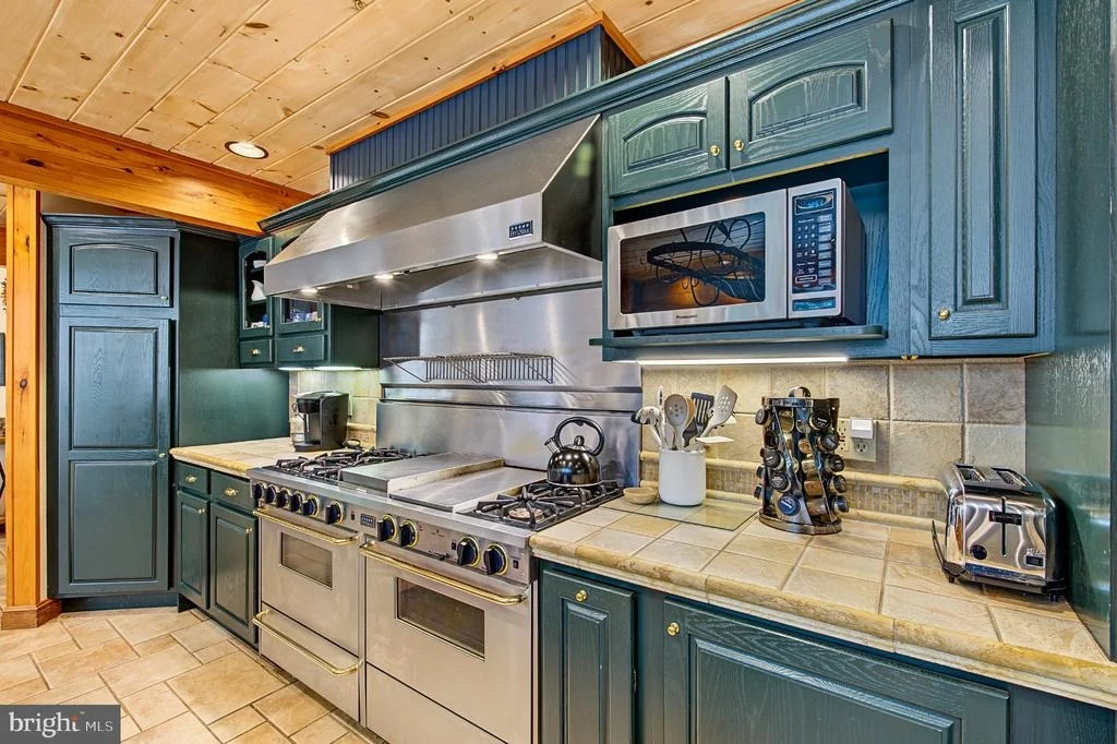 Photo of 2747 MARSH HILL ROAD