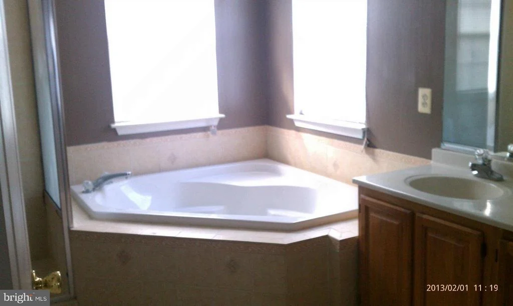 Photo of 2313 SOUTH HAMPTON DRIVE