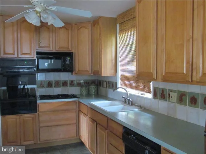 Photo of 17 SYCAMORE DRIVE