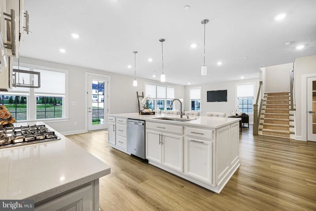 Photo of 7949 LAWNDALE CIRCLE
