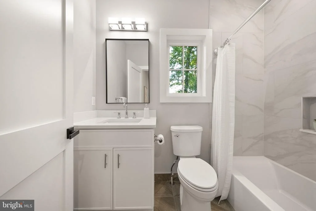 Photo of 8615 ACORN CIRCLE