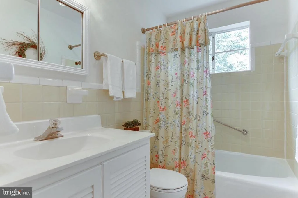 Photo of 7007 BRIGHT AVENUE