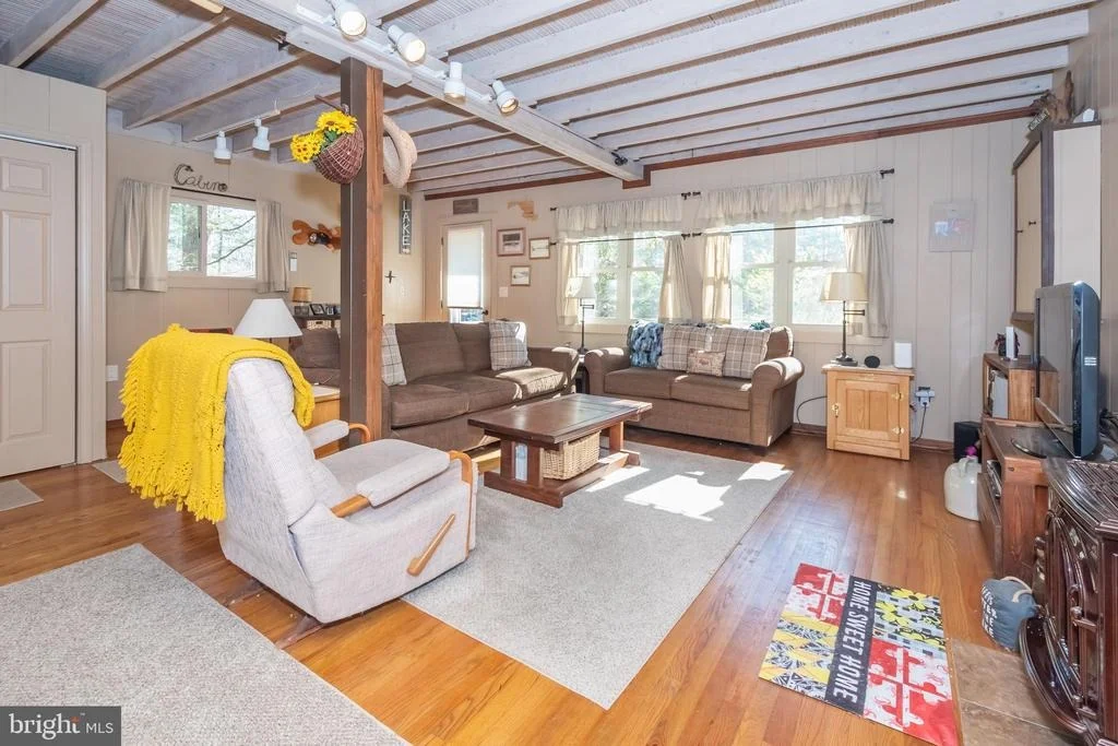 Photo of 245 OAK WAY ROAD