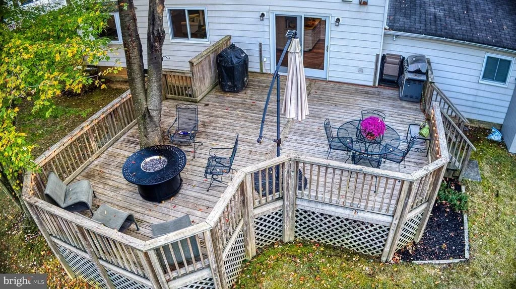 Photo of 410 PIPING ROCK DRIVE