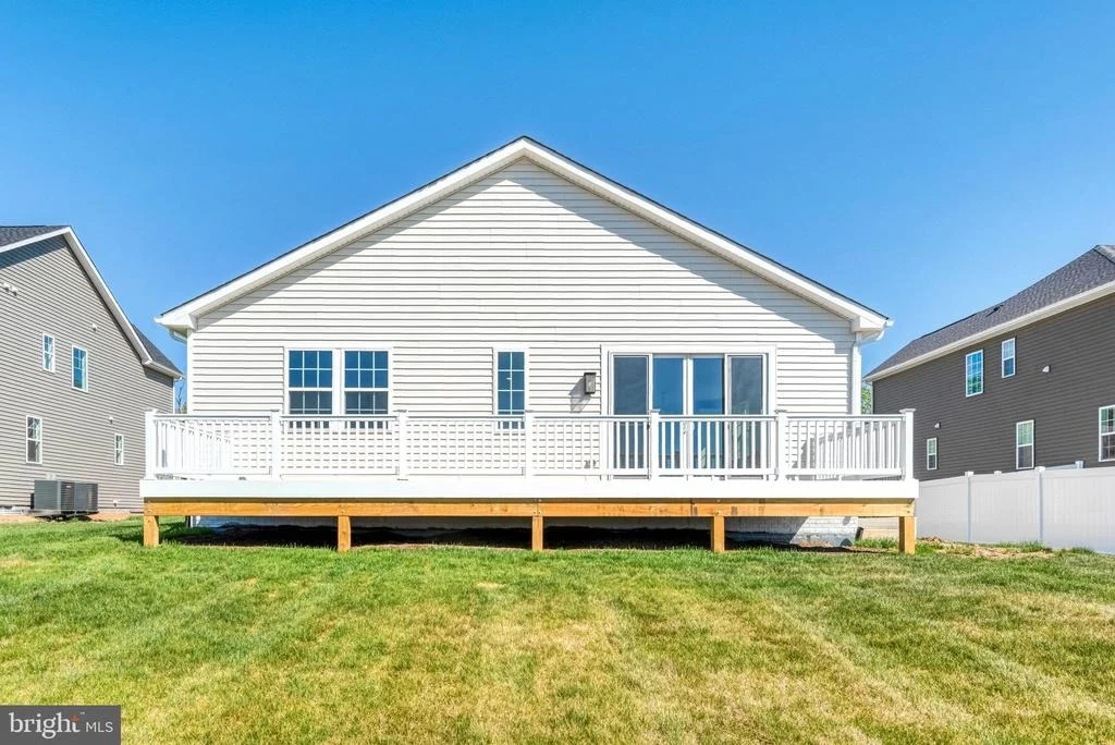 Photo of 2079 SPRINGVALE DRIVE