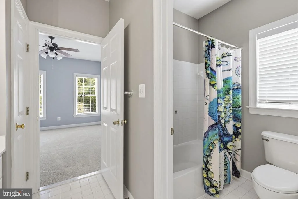 Photo of 1124 OAK TREE DRIVE