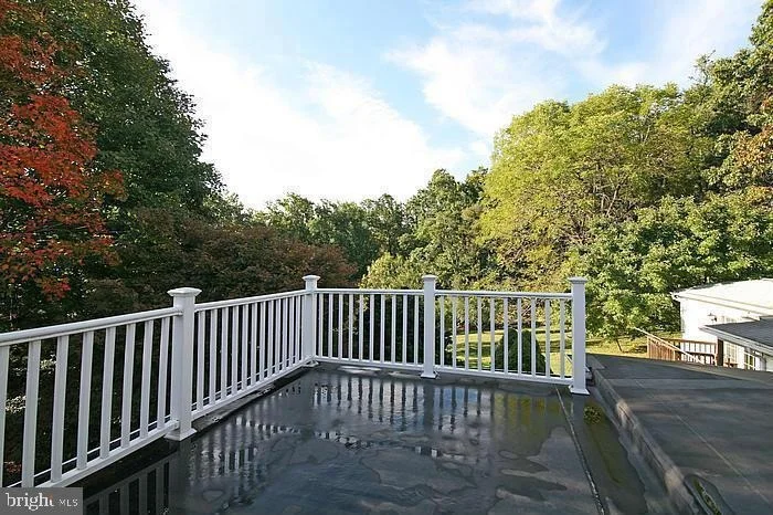 Photo of 5439 SHOOKSTOWN ROAD