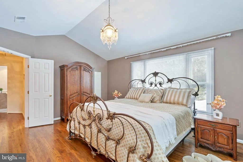 Photo of 17114 FITZROY WAY