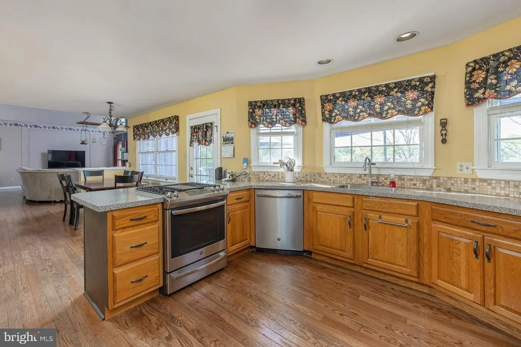 Photo of 1209 ROLLING BROOK BOULEVARD