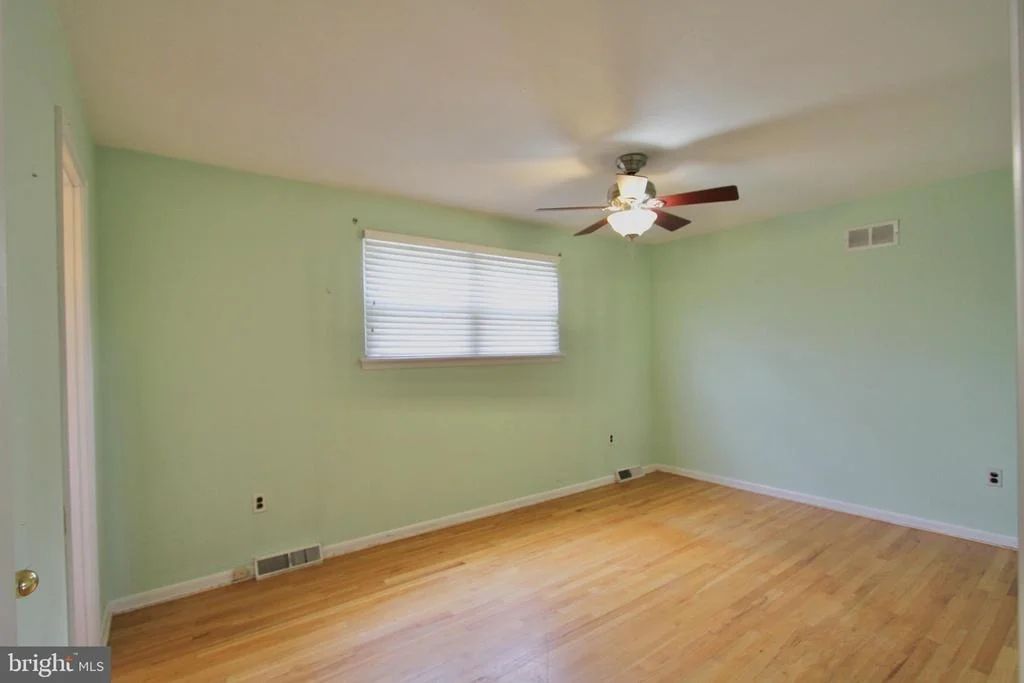 Photo of 789 MILLER DRIVE