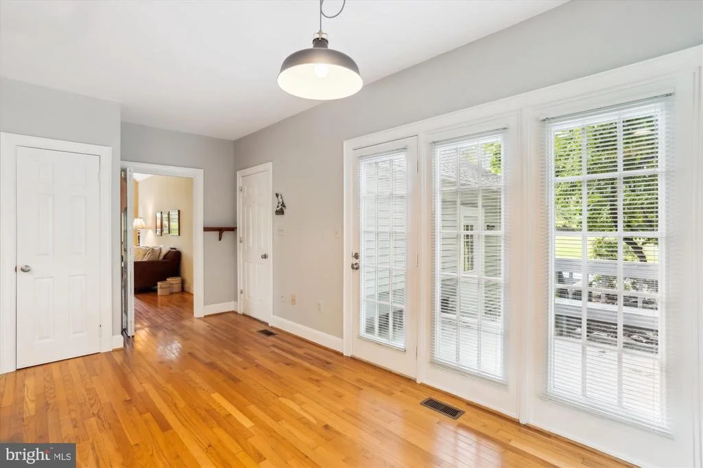 Photo of 22217 CREEKVIEW DRIVE