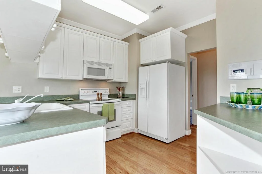 Photo of Unit 308 at 2500 WATERSIDE DRIVE