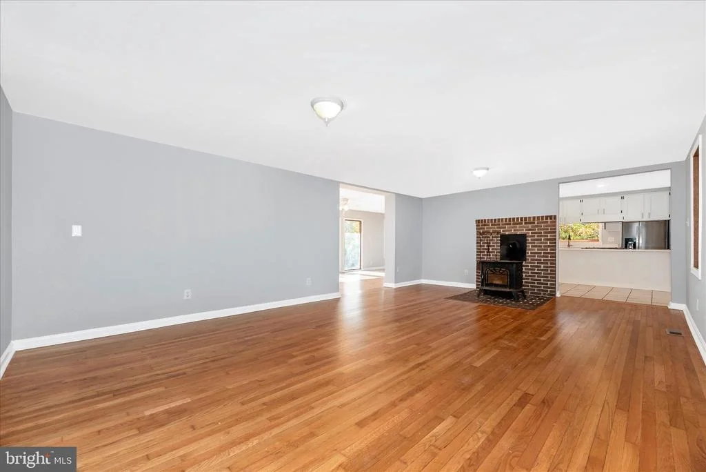 Photo of 21810 BIG WOODS ROAD