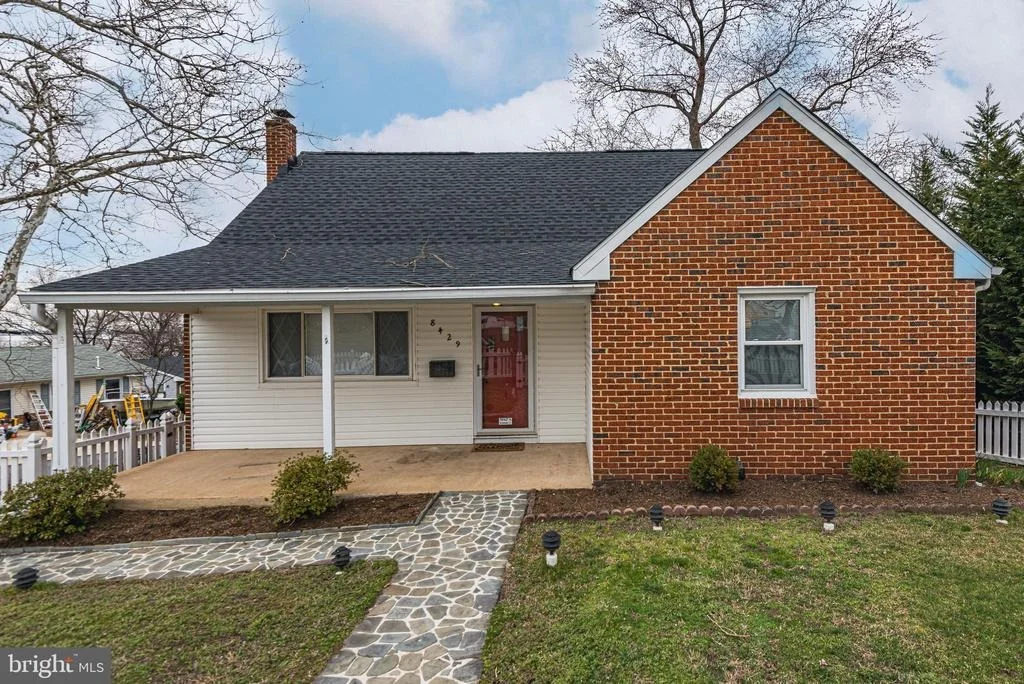 Photo of 8429 MAIN AVENUE