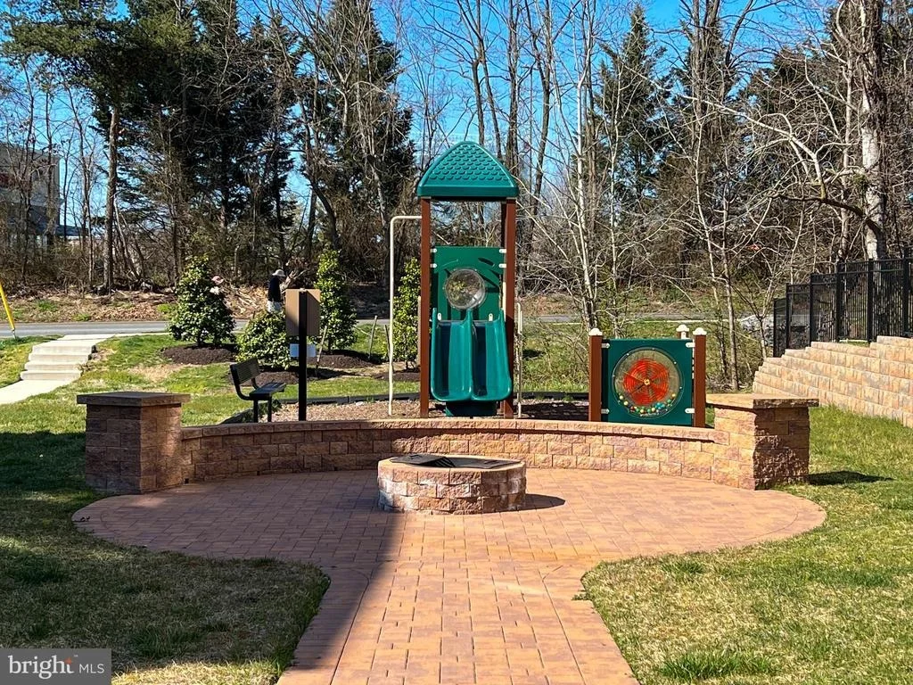 Photo of 1521 BURNELL DRIVE