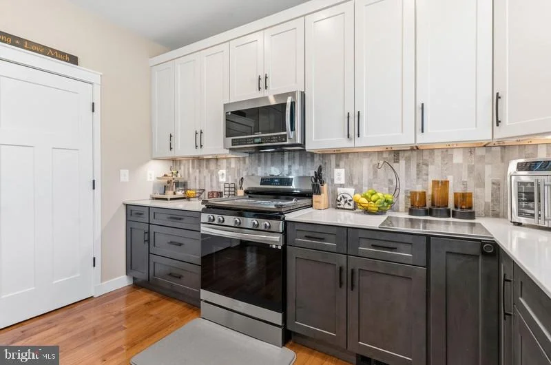 Photo of 2109 CEDAR TREE LANE