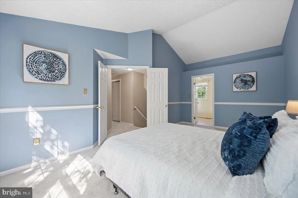 Photo of 6396 DEVONSHIRE LANE