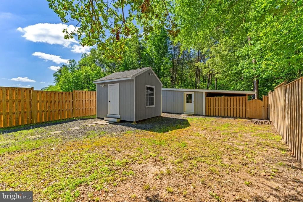 Photo of 11597 YEATS DRIVE