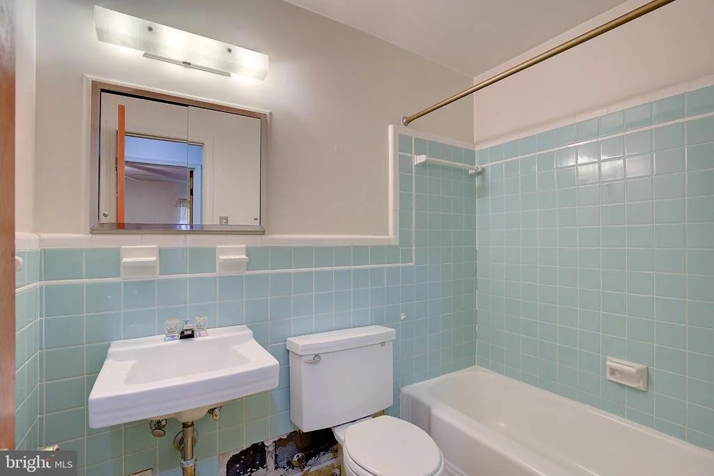 Photo of 5907 BEDFORD LANE