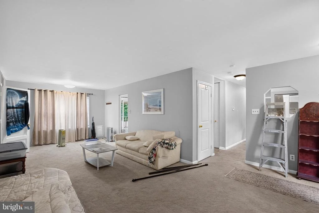 Photo of 306 TOMPKINS LANE