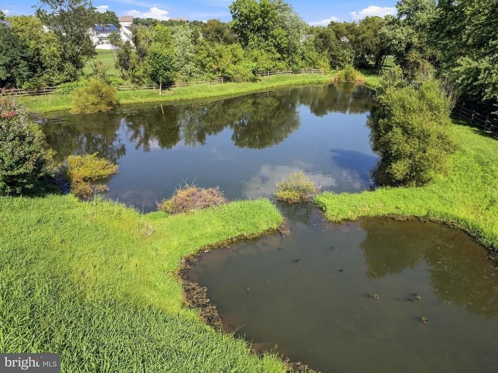 Photo of 2124 CAISSON ROAD