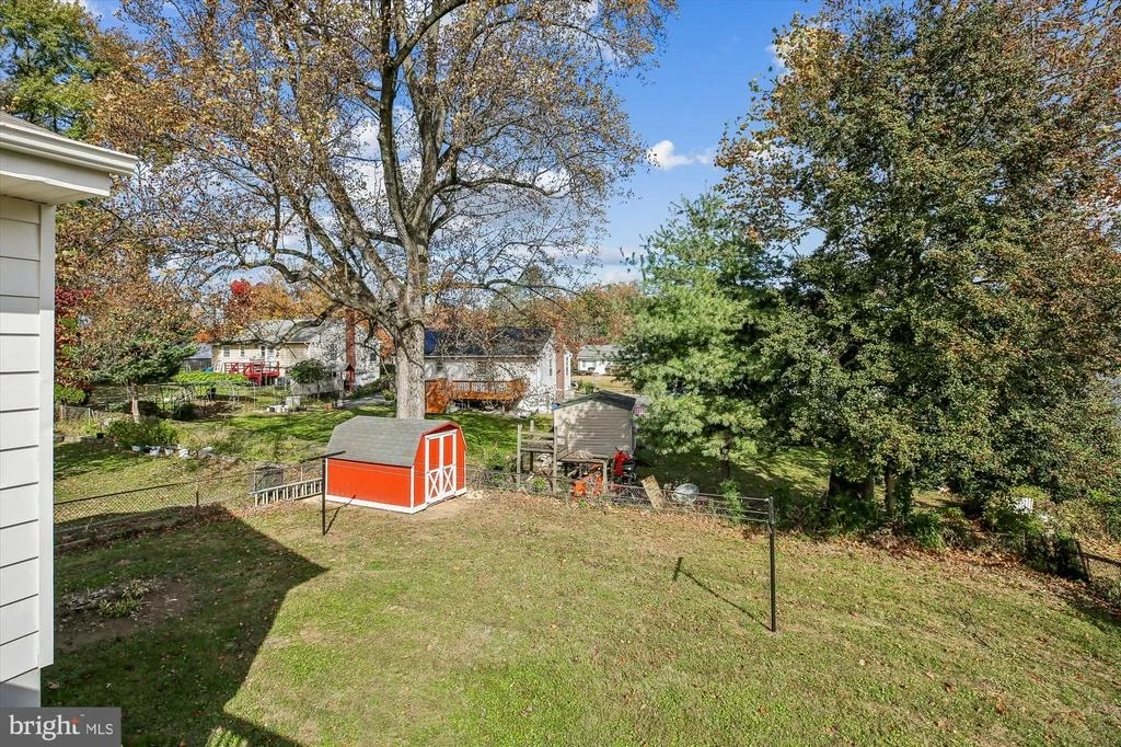 Photo of 11603 VEIRS MILL ROAD