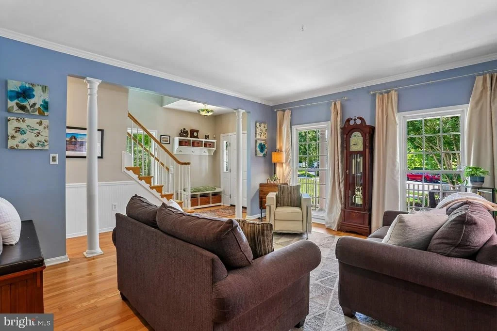 Photo of 465 TSCHIFFELY SQUARE ROAD