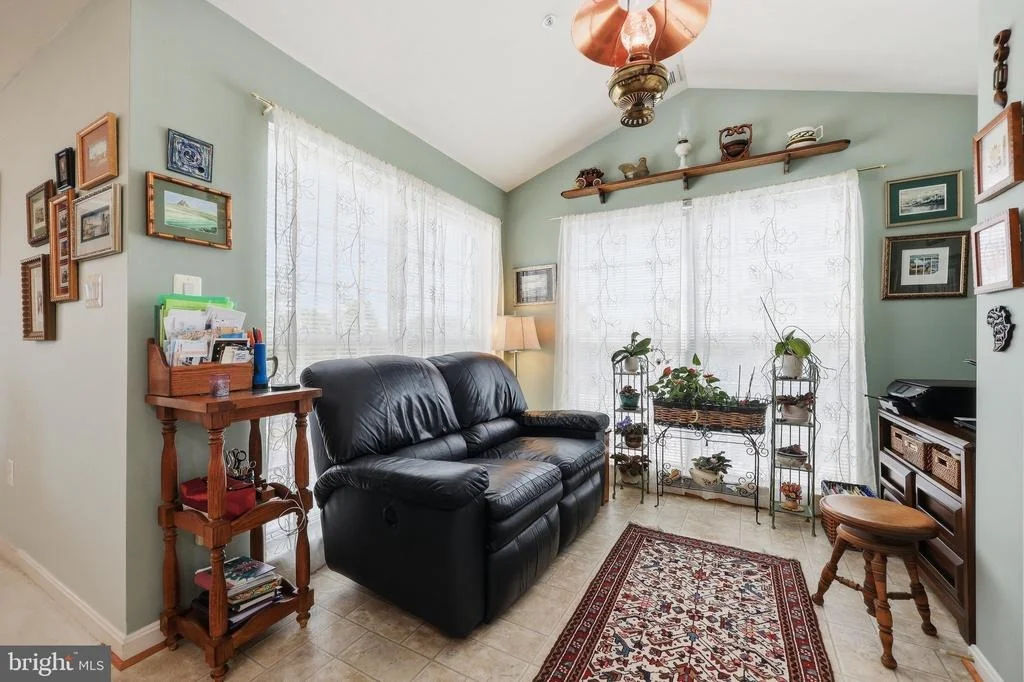 Photo of Unit 3A at 2501 COLERIDGE DRIVE