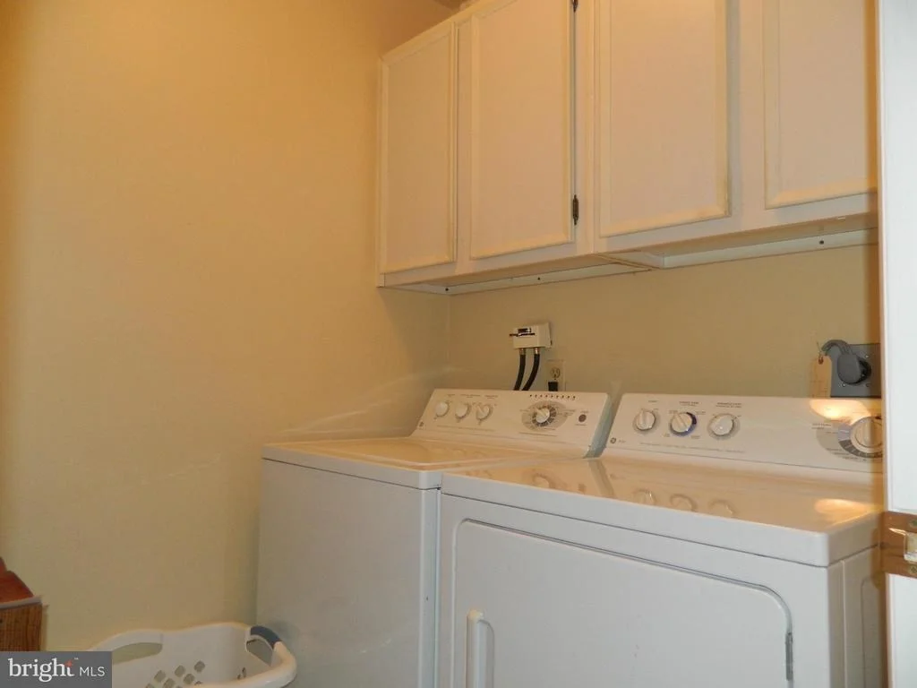 Photo of Unit 873C at 15311 PINE ORCHARD DRIVE