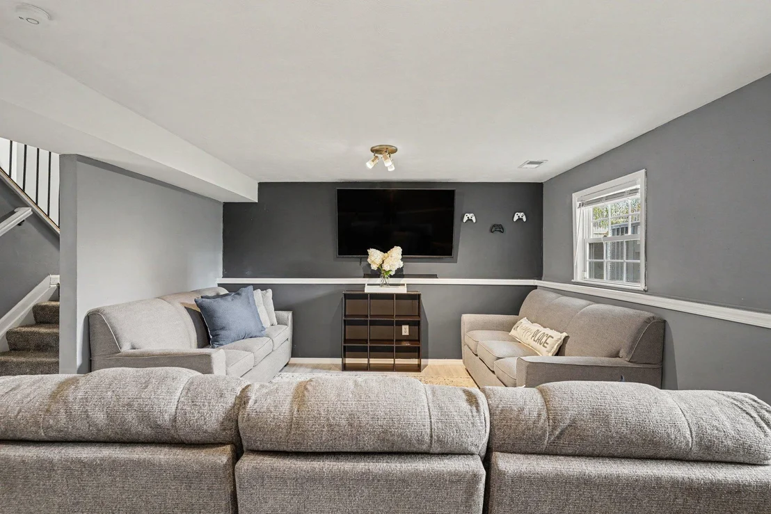 Photo of 436 WINTERBERRY DRIVE