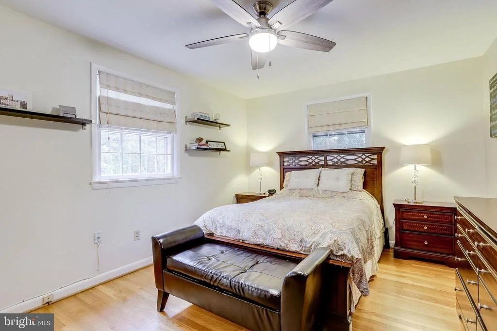 Photo of 3927 FOREST GROVE DRIVE