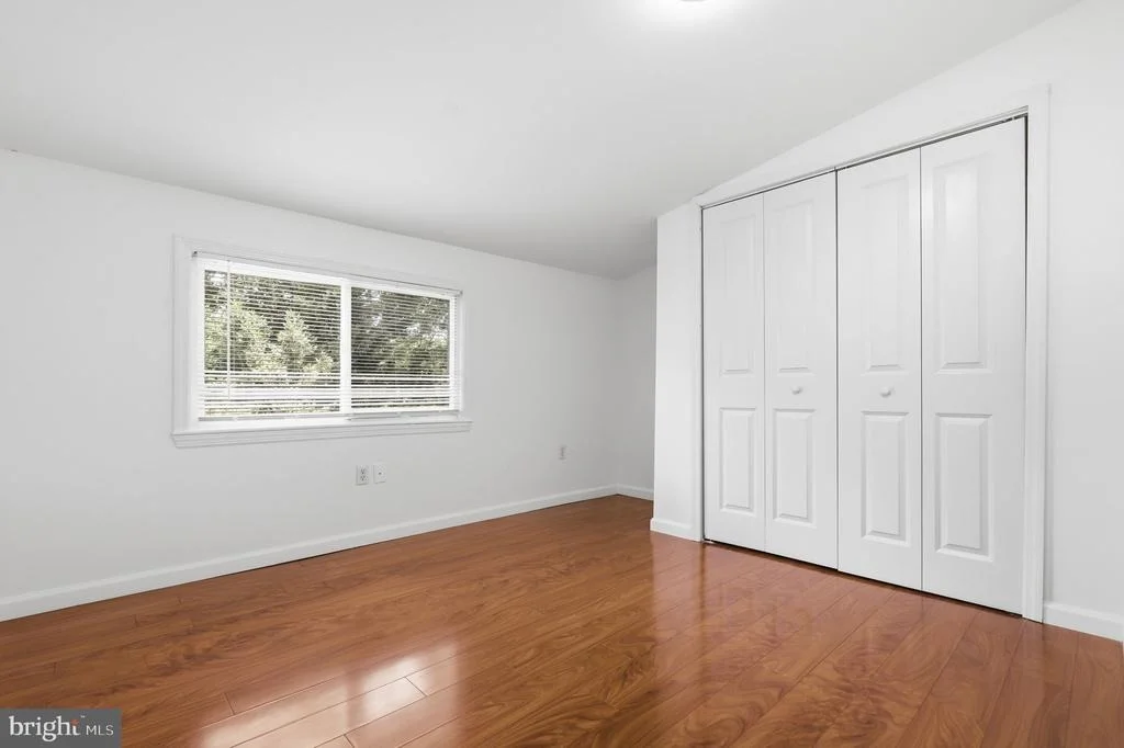 Photo of 1511 CREST ROAD