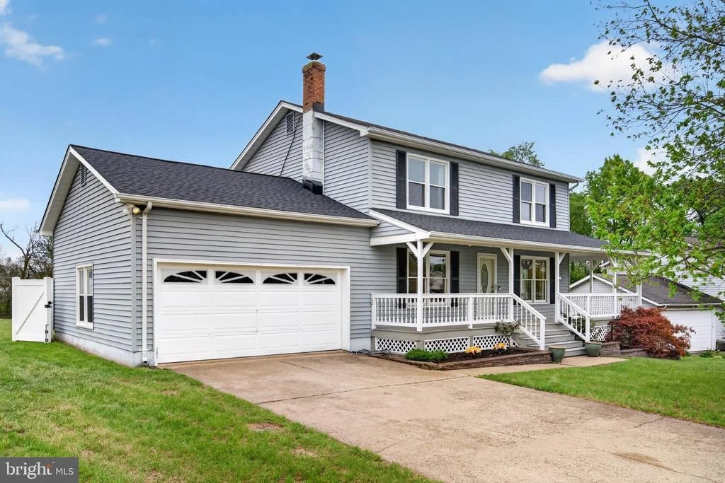 Photo of 10985 BLAKE LANE