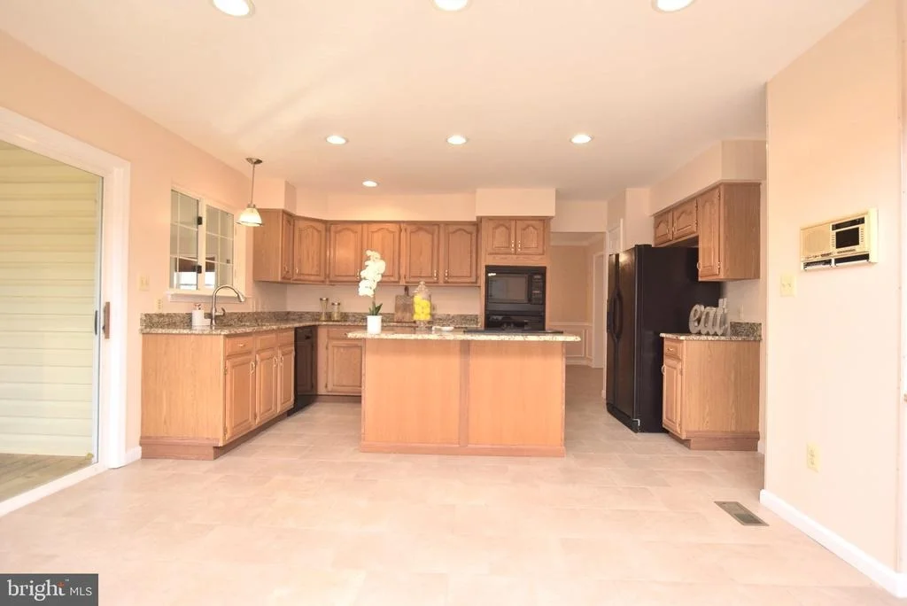 Photo of 9203 MATTHEW DRIVE