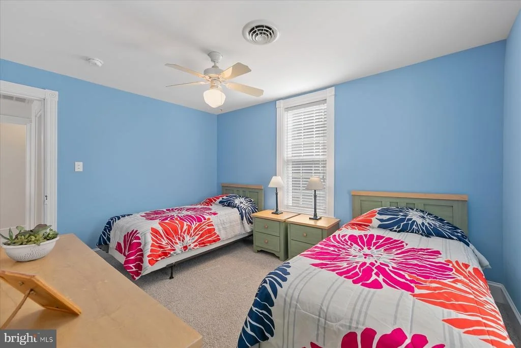 Photo of 16 DELAWARE AVENUE