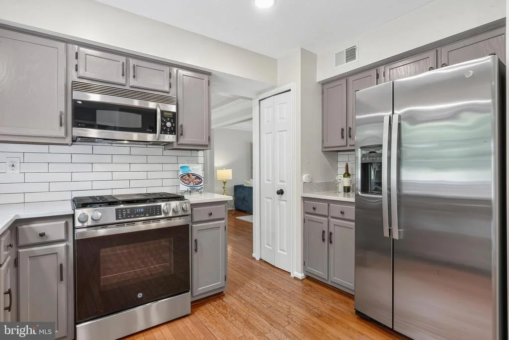 Photo of 9202 MOON RIVER COURT