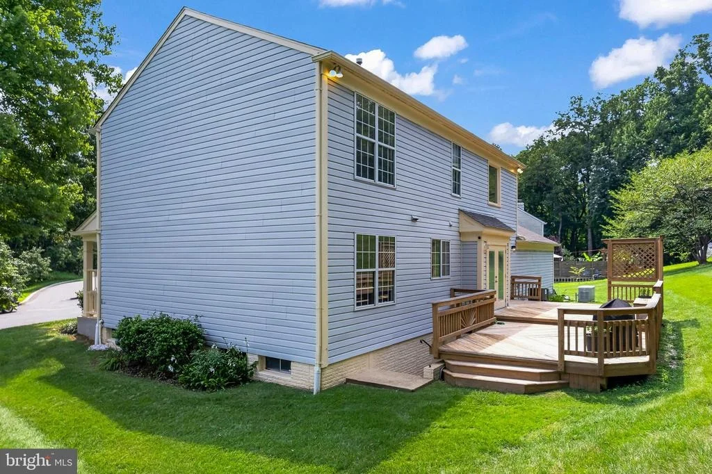 Photo of 9202 MOON RIVER COURT