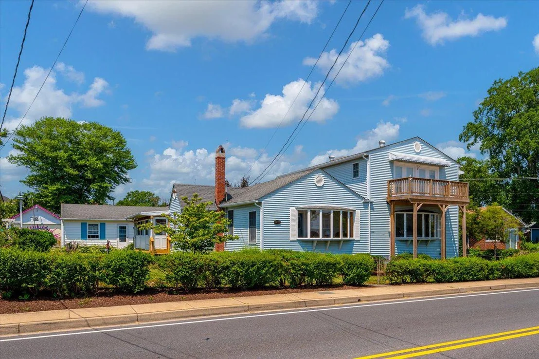 Photo of 8236 BAYSIDE ROAD