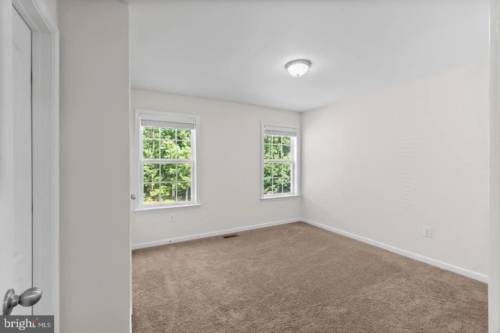 Photo of 9613 MANOR OAKS VIEW