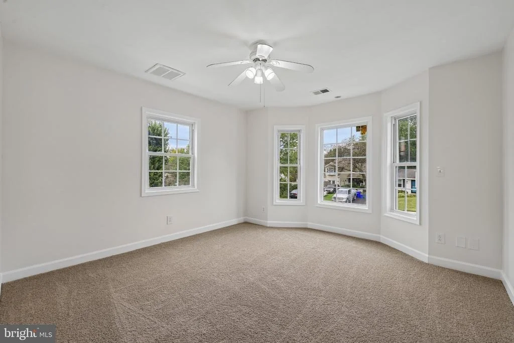 Photo of 19069 STALEYBRIDGE ROAD