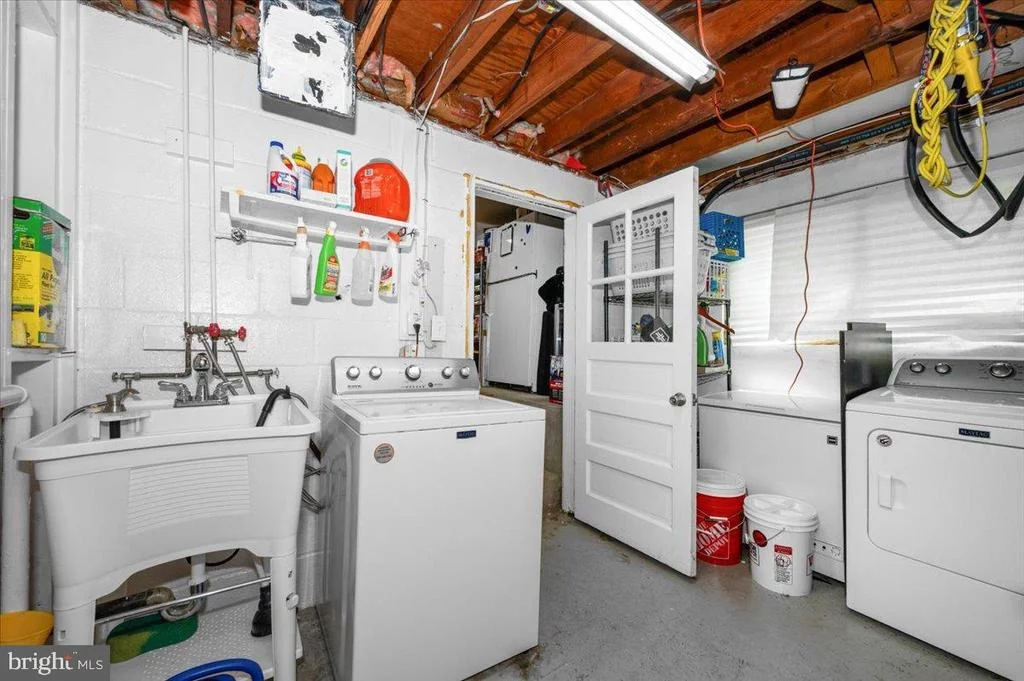 Photo of 10113 DAY AVENUE